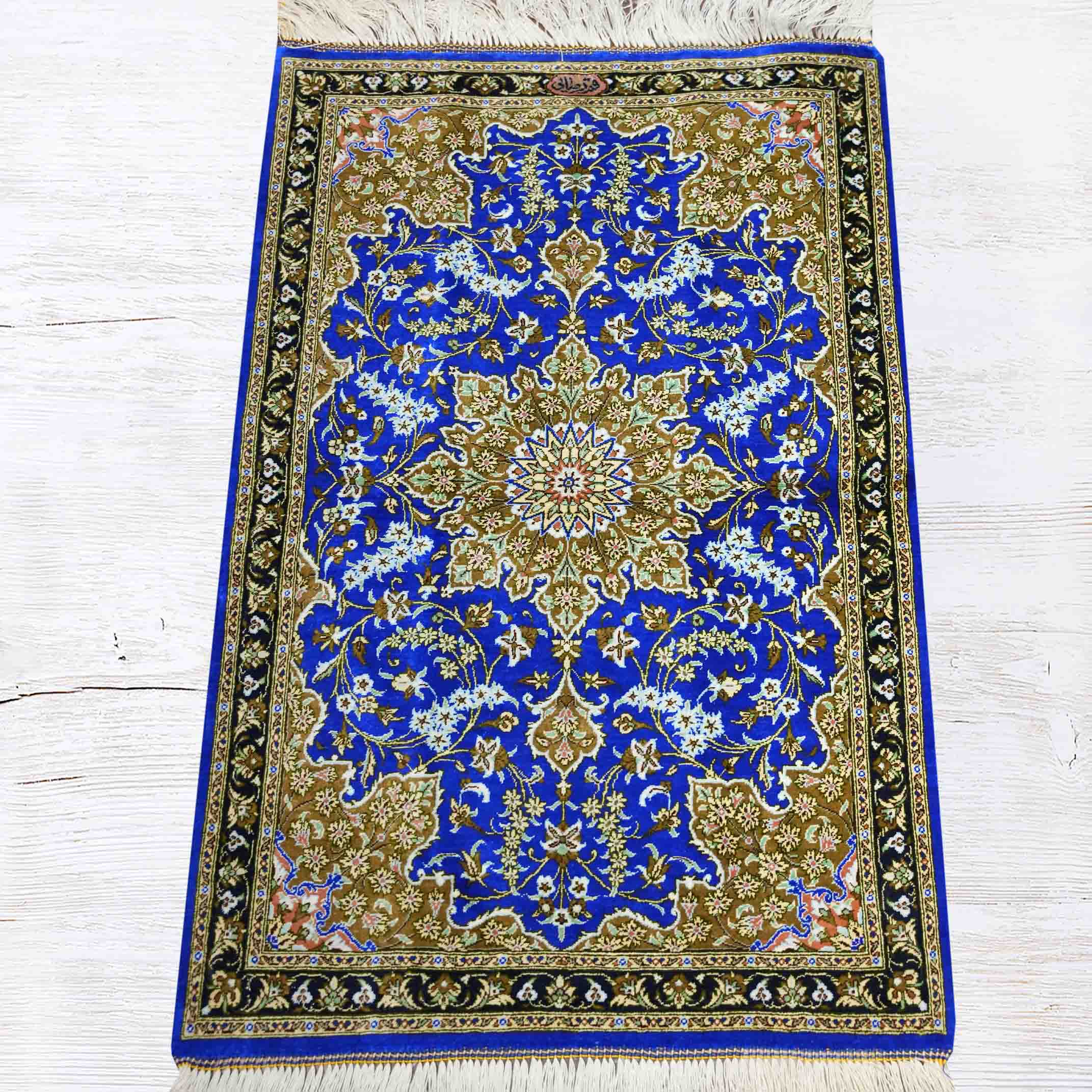 پشتی تمام ابریشم گلریز 80 رج