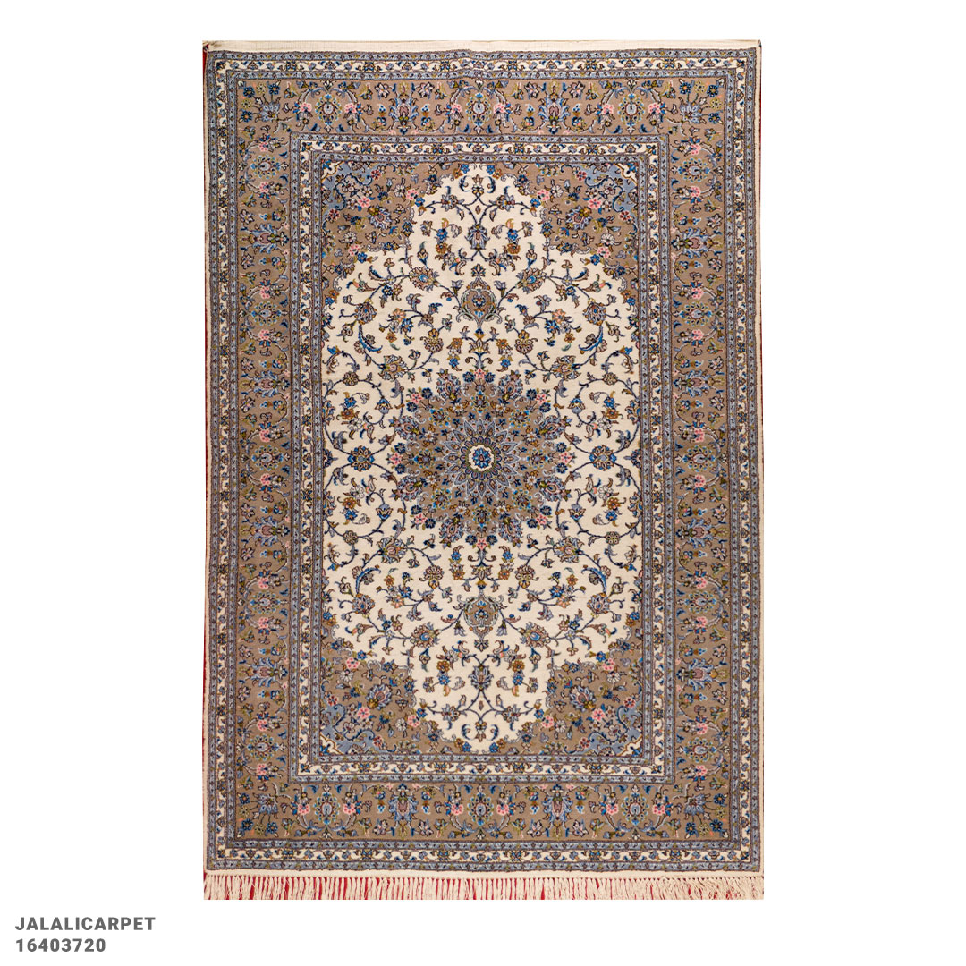 6 متری کاشان گل پرک 42 خانه